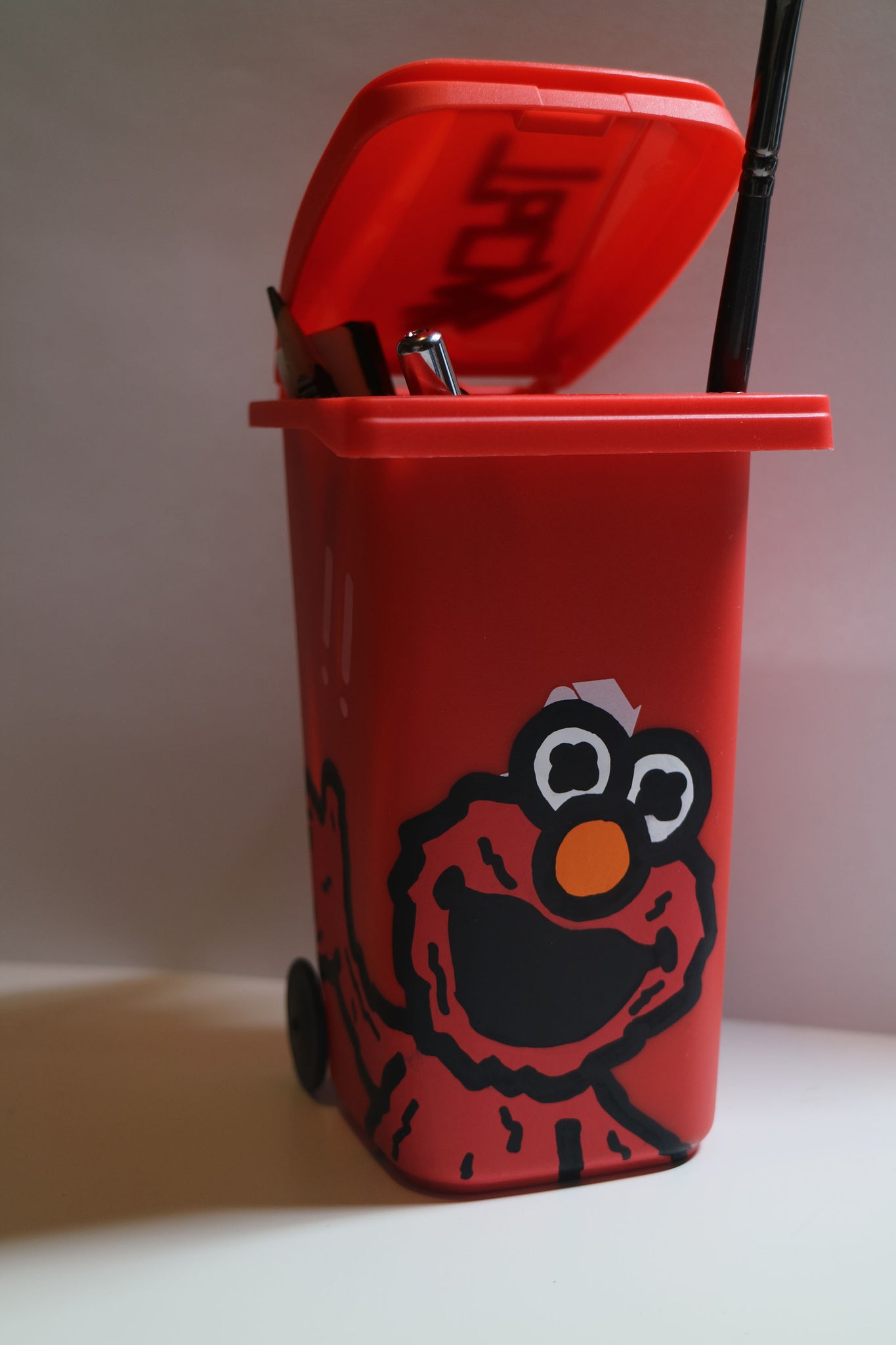 Elmo 5 inch Recycling Bin